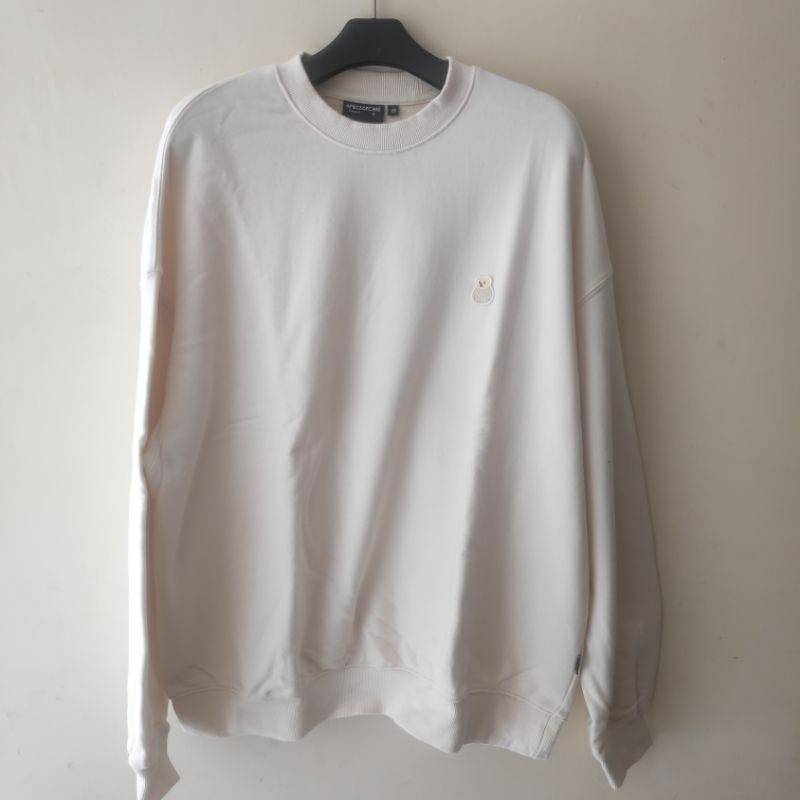 CREWNECK COTTON LEMBUT a PIECE OF CAKE CREAM SOFT