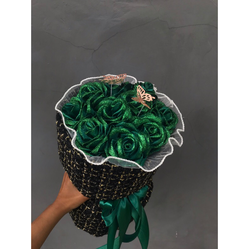 

pita satin bouquet