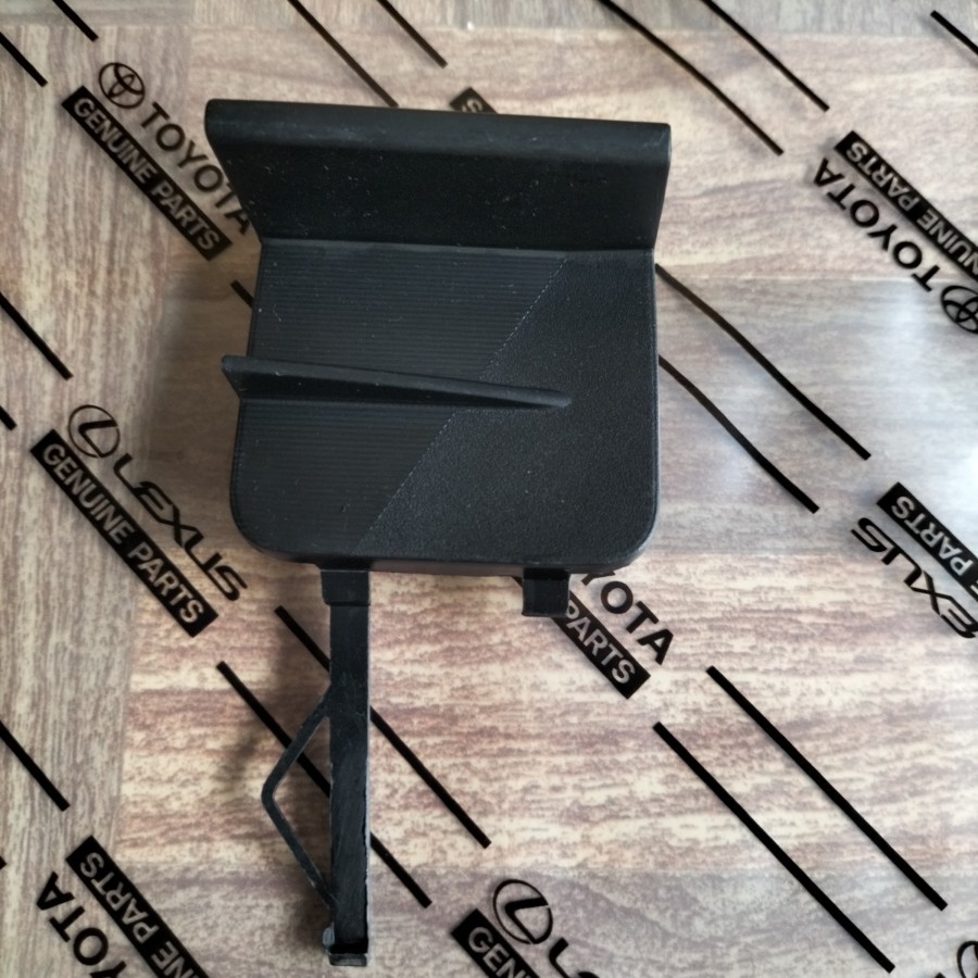 tutup derek towing depan rush terios 2015-2017 original