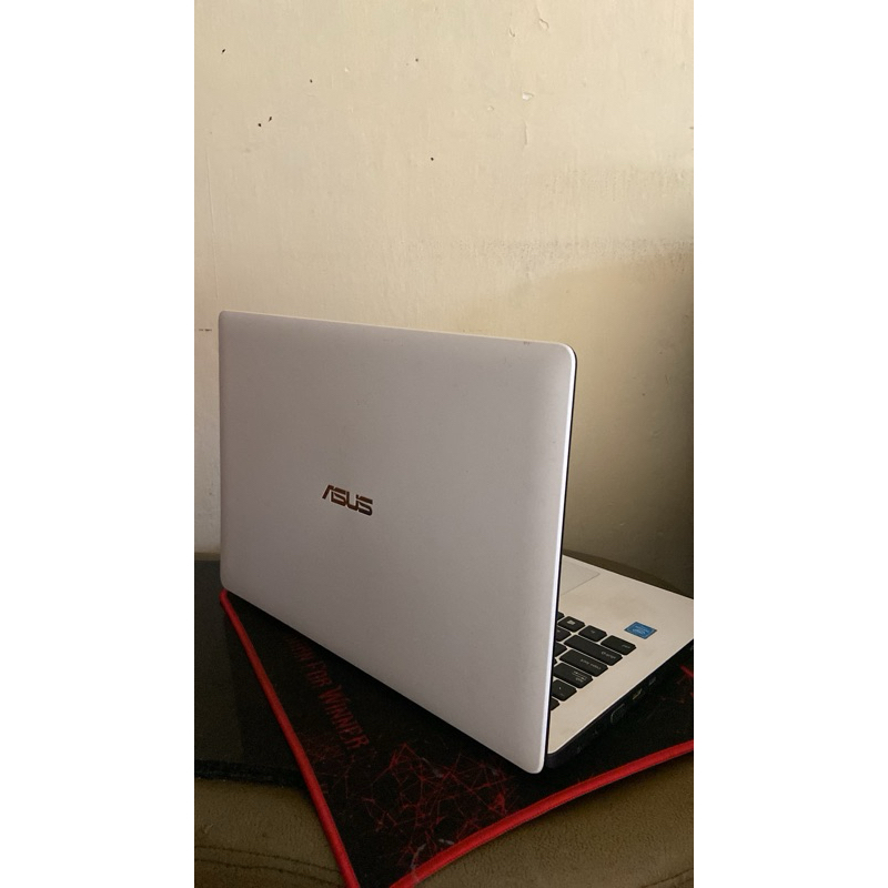 laptop i5 gen 8 asus