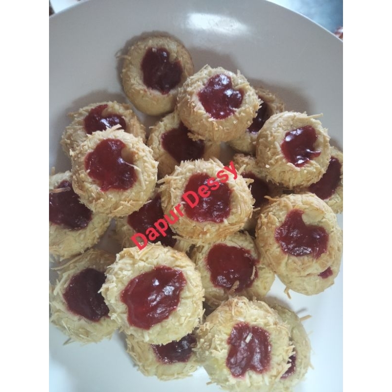 

kue kering strawberry Tambrin cookies toples tabung 600ml