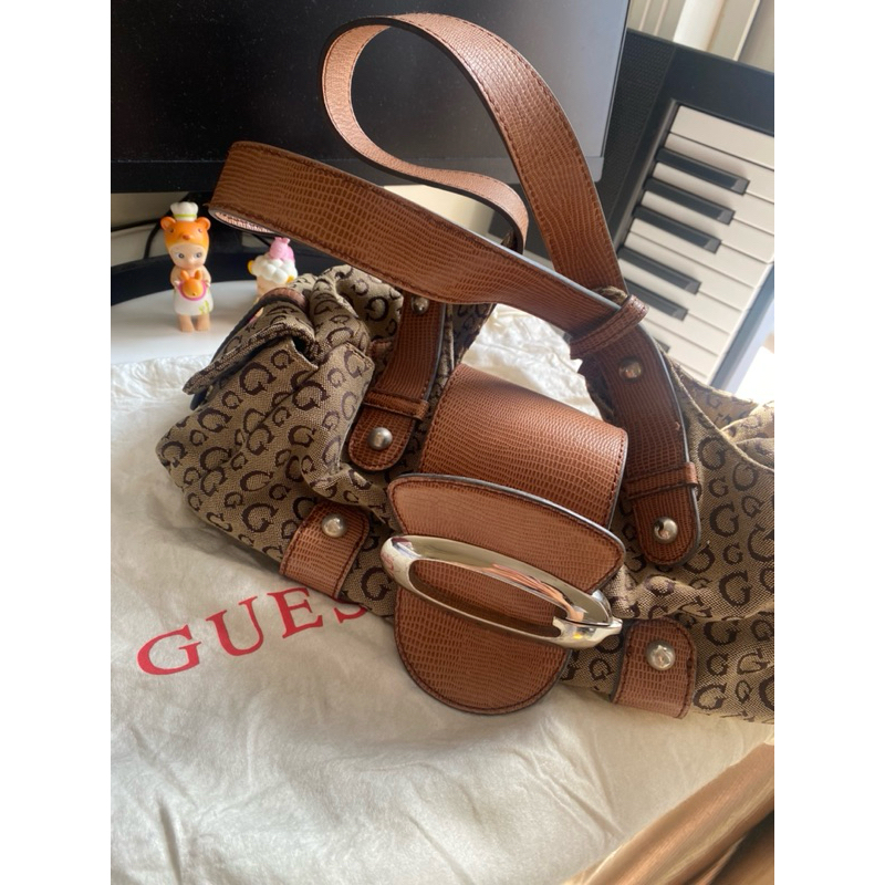 Guess shoulder bag vintage (tas guess preloved vintage)