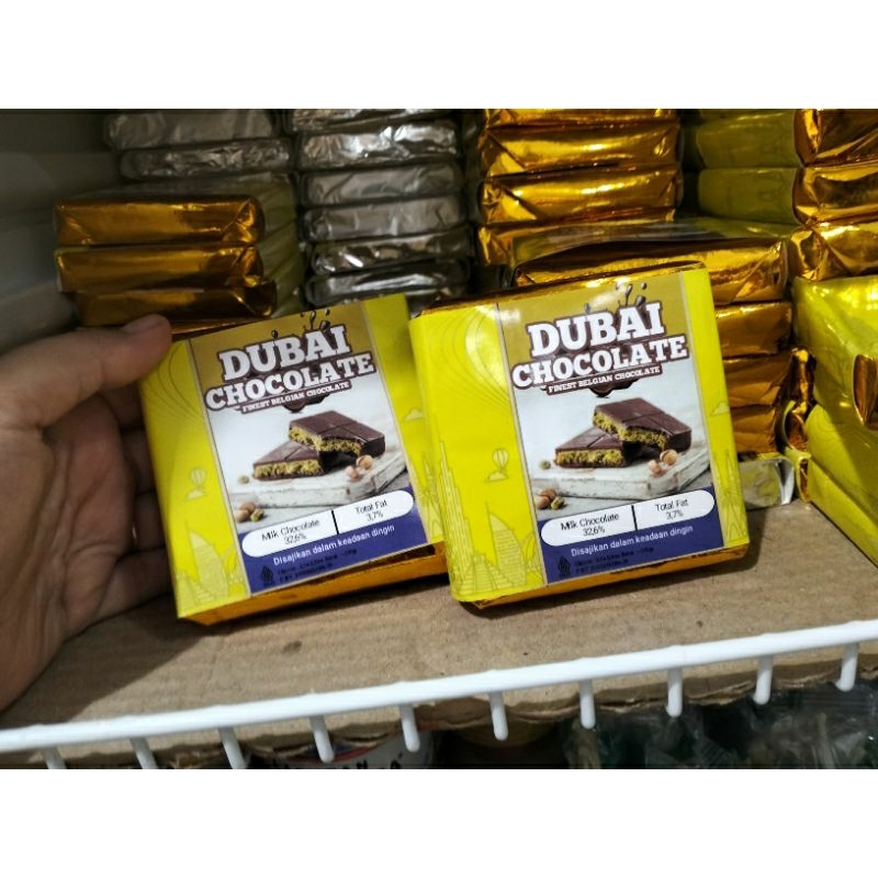 

Dubai Chocolate Madu Kecil