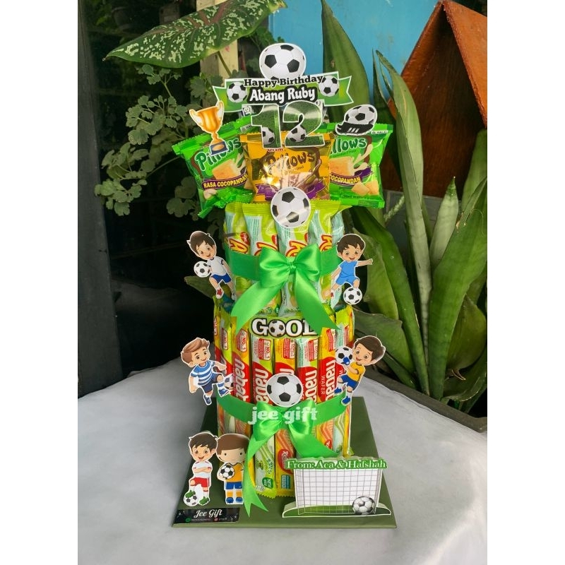 

Tower snack karakter Tayo/Pororo/cake snack ultah/gift/hadiah ulang tahun