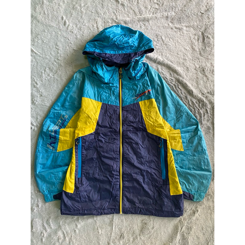 Jaket Outdoor Hangten Original