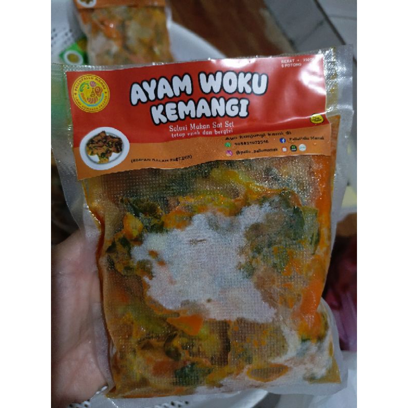 

Lauk frozen Ayam woku kemangi