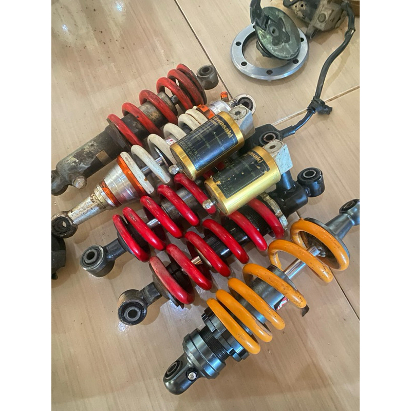 sok belakang ninja rr original set tutup gear depan