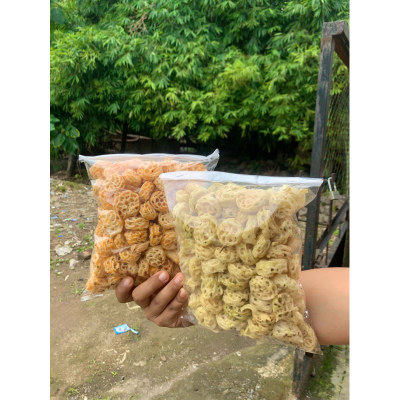 

kerupuk mawar seblak hot jaletot daun jeruk