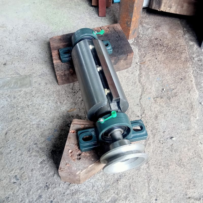

cutterblok set 15 cm 3 lubang komplit pisau hss