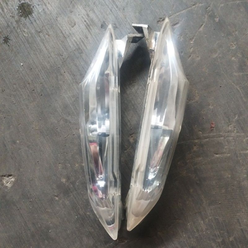 Lampu sen depan Vario 125 old techno belum led kode part KZR original
