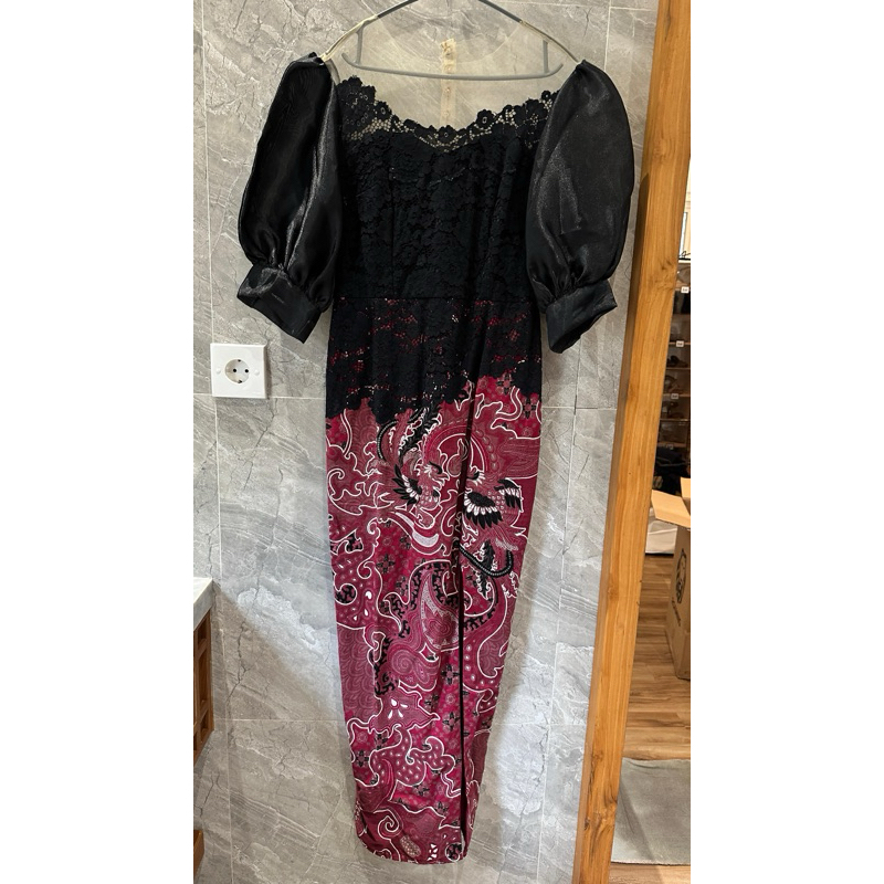 Dress Kebaya batik