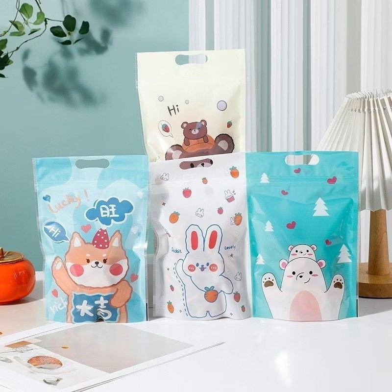 

ZIPPER BAG 15X25 PLASTIK KLIP WADAH SNACK ULTAH SOUVENIR ULANG TAHUN LUCU KARAKTER POUCH BERDIRI