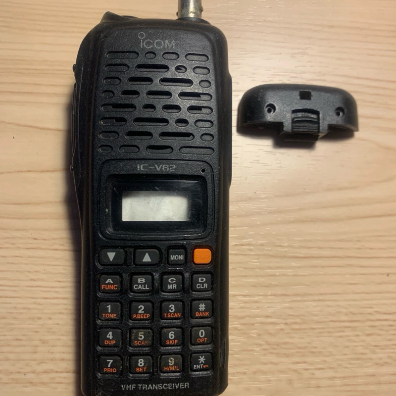 Cover casing depan HT Icom V82 japan untuk sparepart