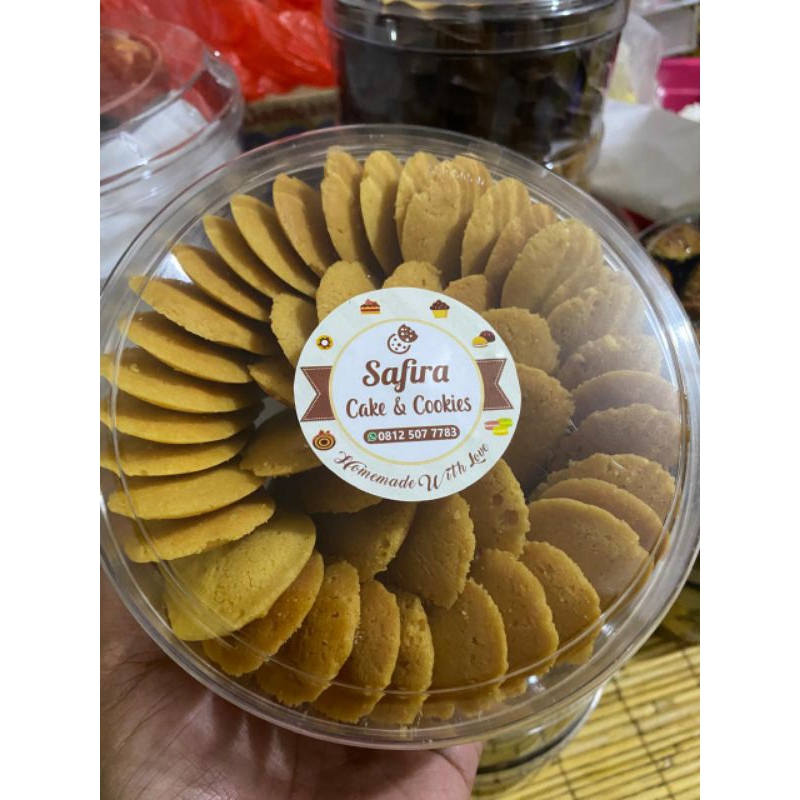 

Kue Lidah Kucing