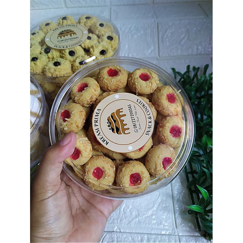 

KUE KERING THUMBRINT SETRAWBERRY @Gelarrasa