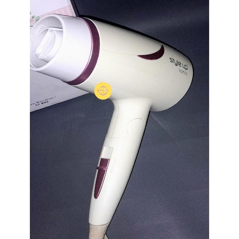 Style Up IoNic St802 Hair Dryer Pengering Rambut 800Watt Putih