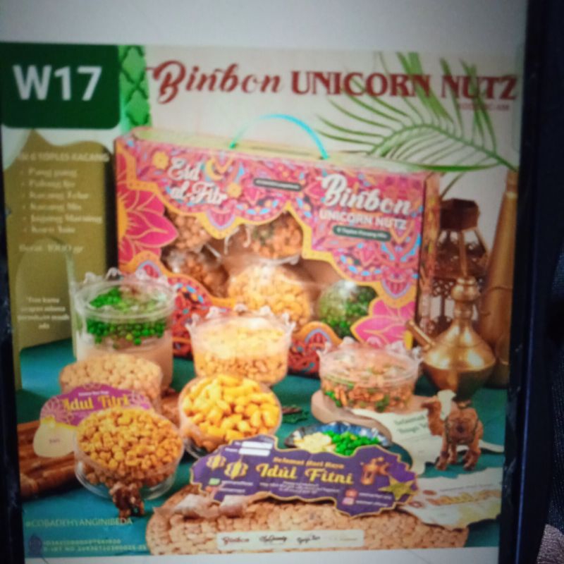 

PROMO paket kue lebaran bingkisan binbon unicorn nuts w17