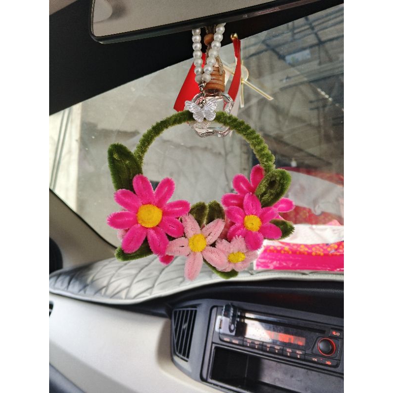 gantungan mobil/kereta