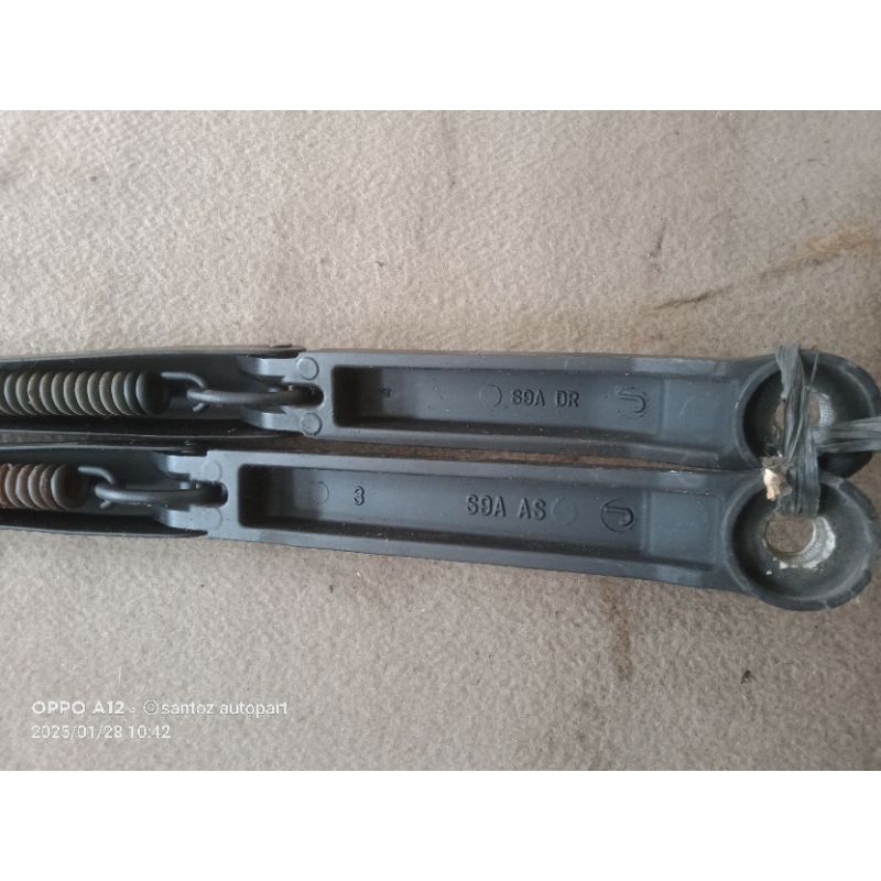 arm wiper depan kanan kiri honda crv gen 2 original