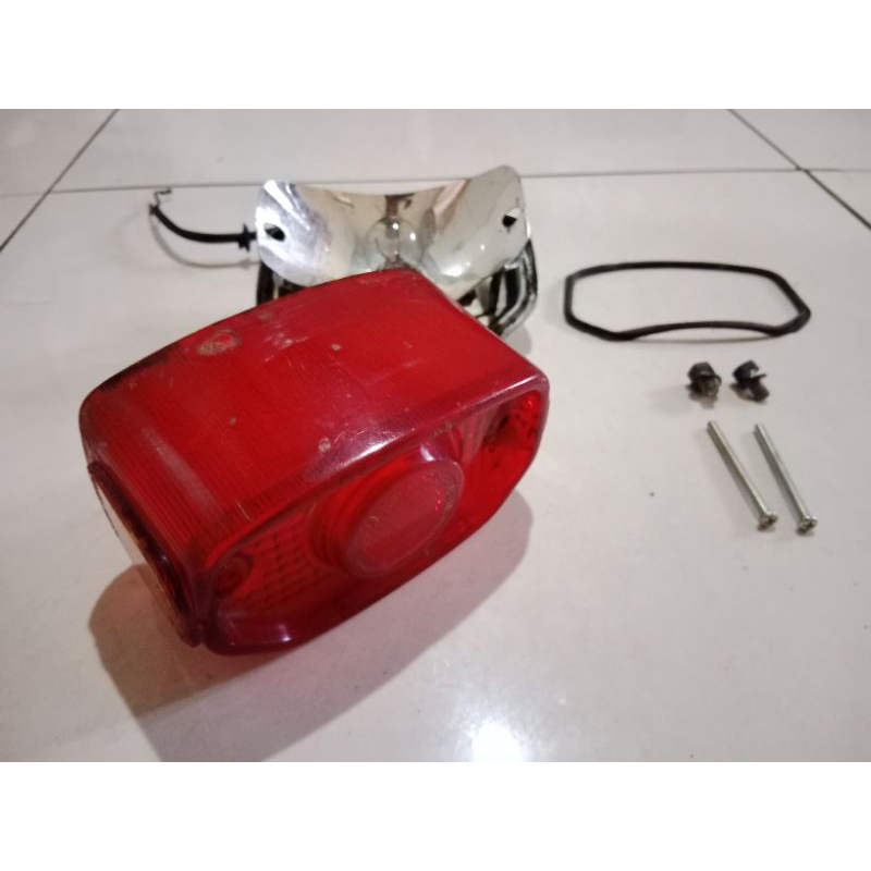 STOPLAMP LAMPU REM LAMPU BELAKANG YAMAHA V75 L2G