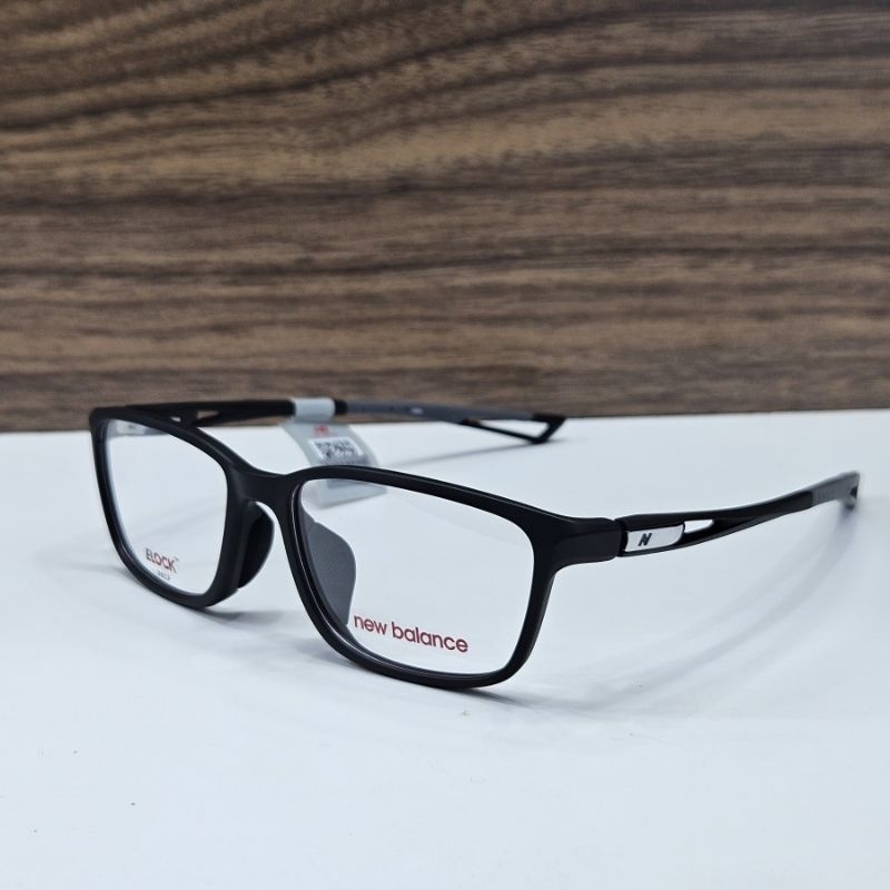frame kacamata pria wanita sporty new balance NB09384 C05 54 ELOCK hitam doff abu original
