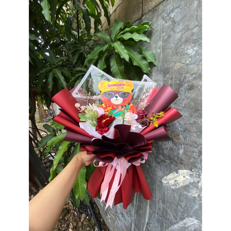 

buket silverqueen beruang/ buket valentine/ kado wisuda/ kado valentine/ silverqueen