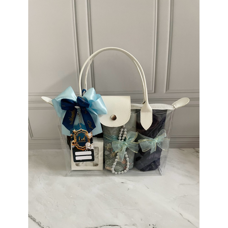 

Hampers Idul Fitri | Arsyi Package | Hampers Lebaran | Gift Lebaran | Hampers Hijab | Bingkisan Idul Fitri | Kado Lebaran | Hampers Idul Fitri