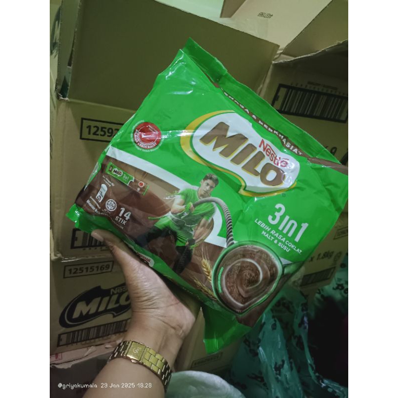 

PROMO Milo stik malaysia isi 14 termurah / milo 3in1 isi 14 / milo 3 in 1 malaysia