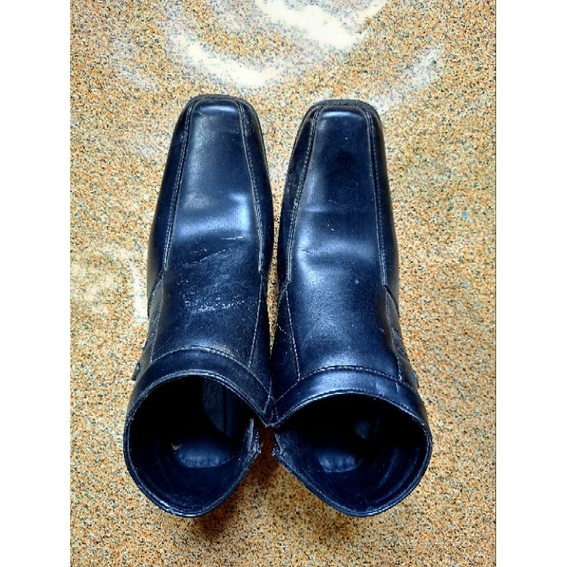 preloved Sepatu pantofel pria merk bally