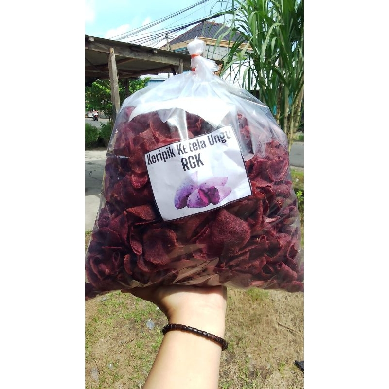 

*Kripik ubi ungu* 1 kg