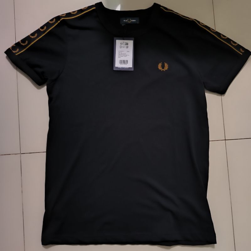 T-shirt Fred Perry Black Taped Gold Original