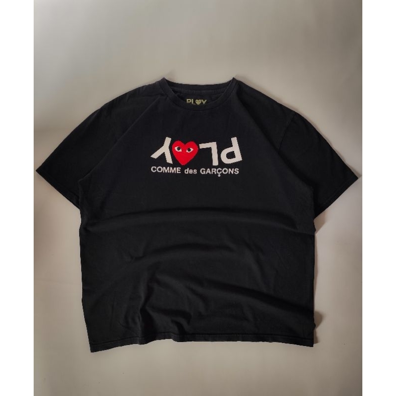 CDG Play / baju CDG play / t-shirt CDG play / kaos CDG play / Comme de Garcons / kaos cowok / kaos b
