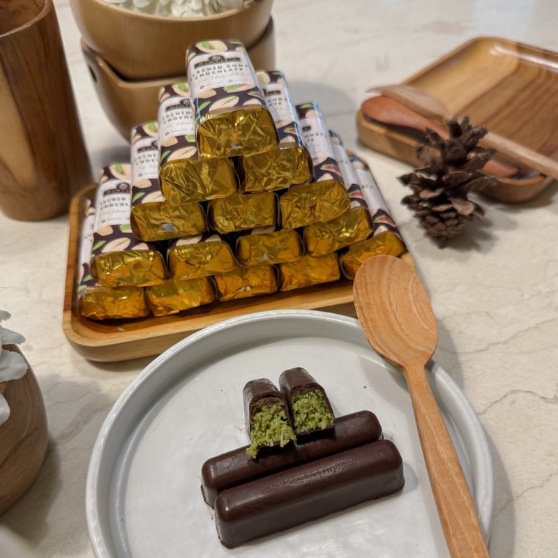 

Coklat Dubai Kunafa Pistachio / Pistachio Kunafa Chocolate / Food Cemilan Snack
