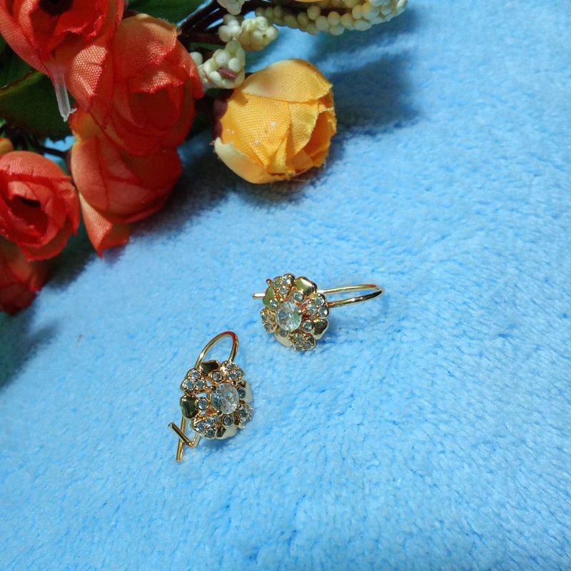 ANTING TITANIUM HYL JEWELRY KAIT PERMATA