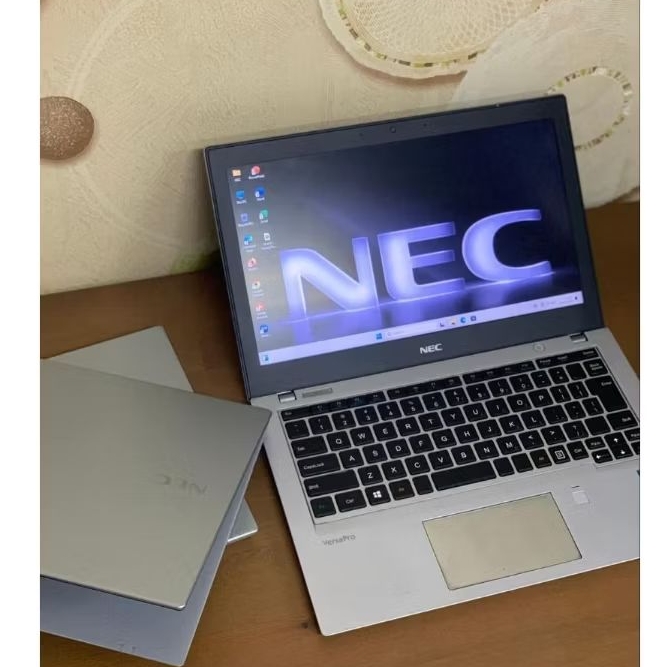 Laptop NEC