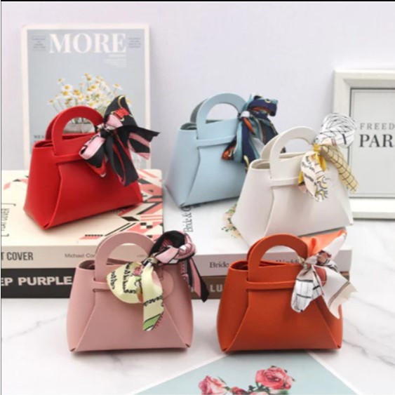 

Tas Hampers Kulit Sintetis Tas Hampers Ulang Tahun Tas Kulit Wanita Goodie Bag Leather Eropa Ribbon
