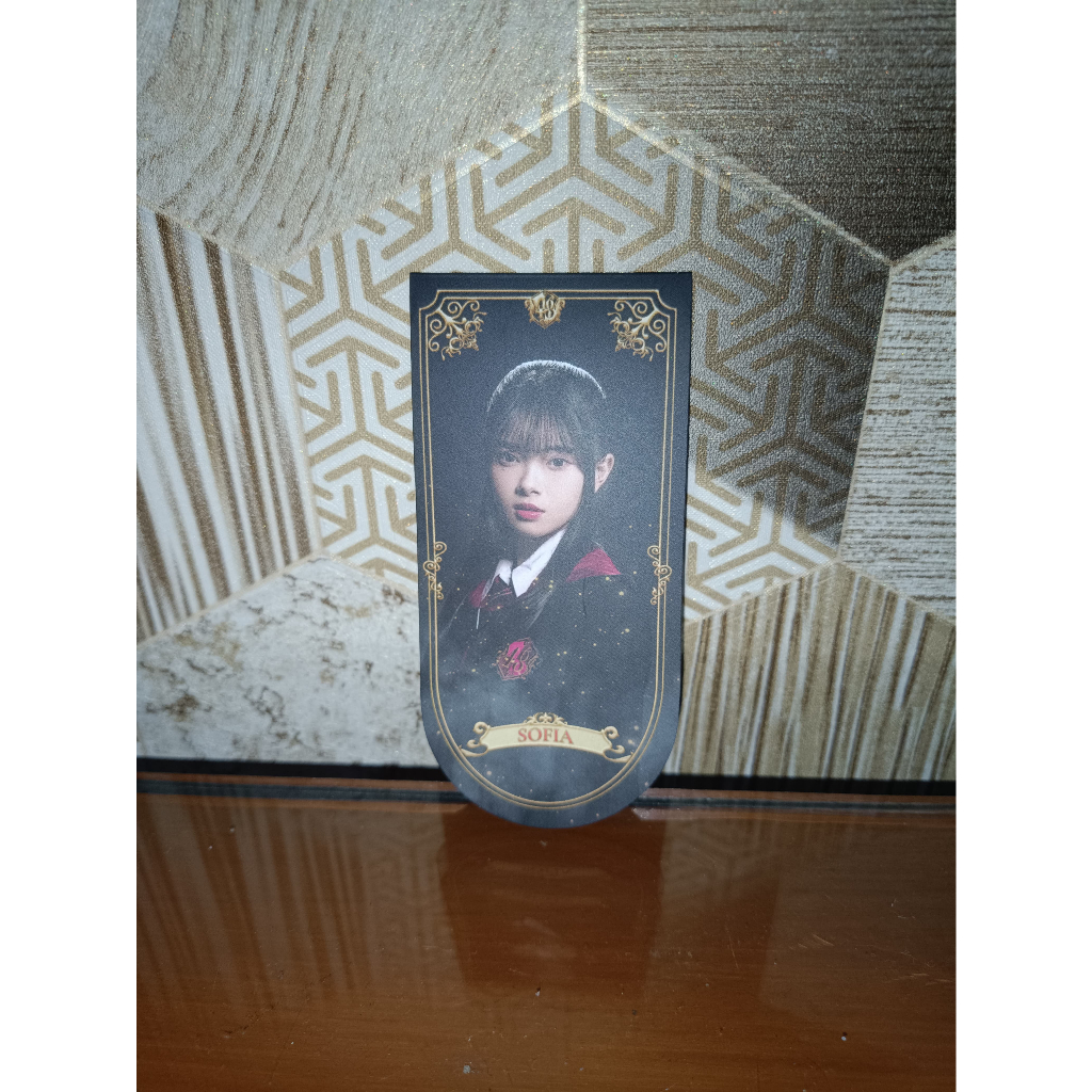 

Bookmark Fiony Magic Hour