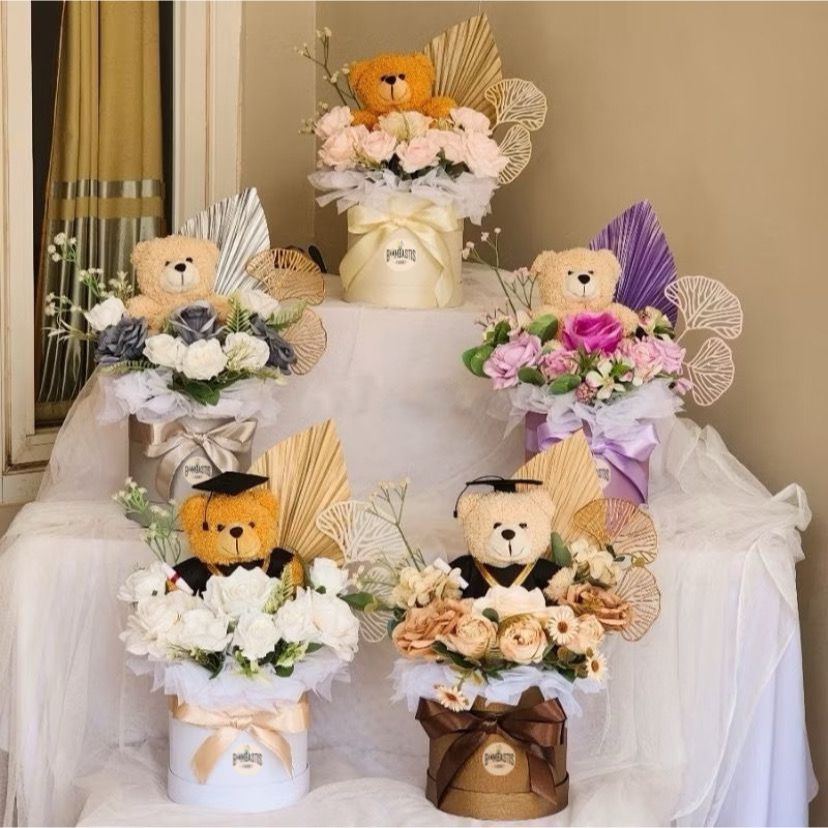 BloomBox Boneka Wisuda / BloomBox Buket Bunga / BloomBox Premium / Buket bunga artificial / Buket bu