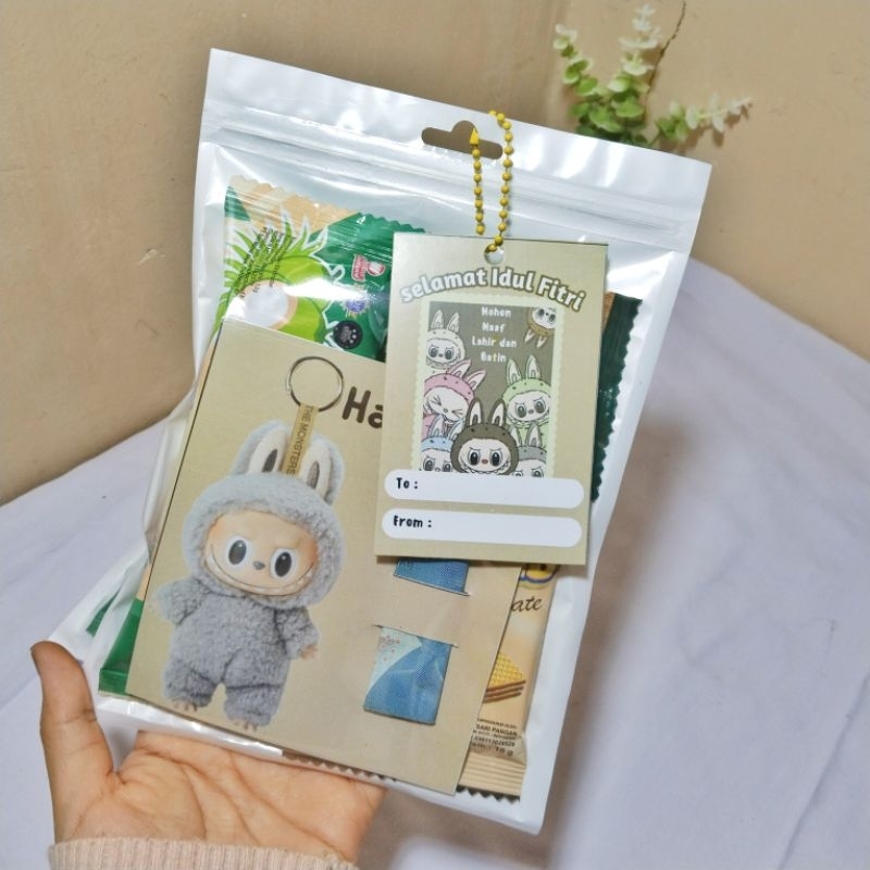 

Snack Idul Fitri hampers snack mini