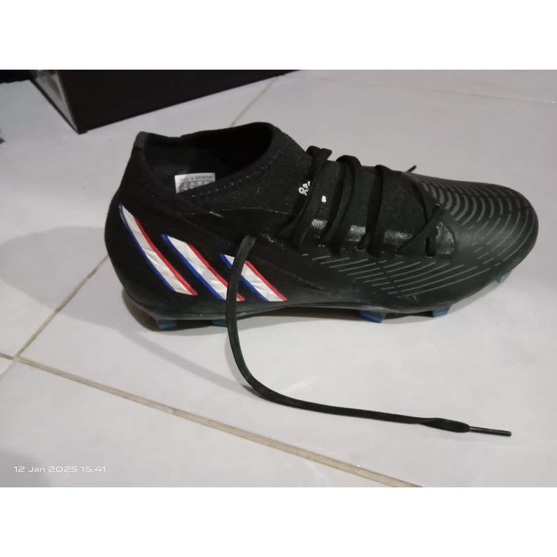 sepatu Adidas predator edge