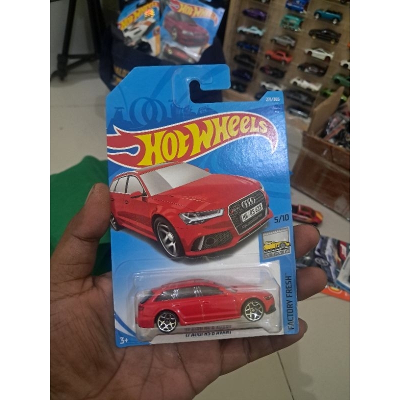 hotwheels audi Rs 6 avant