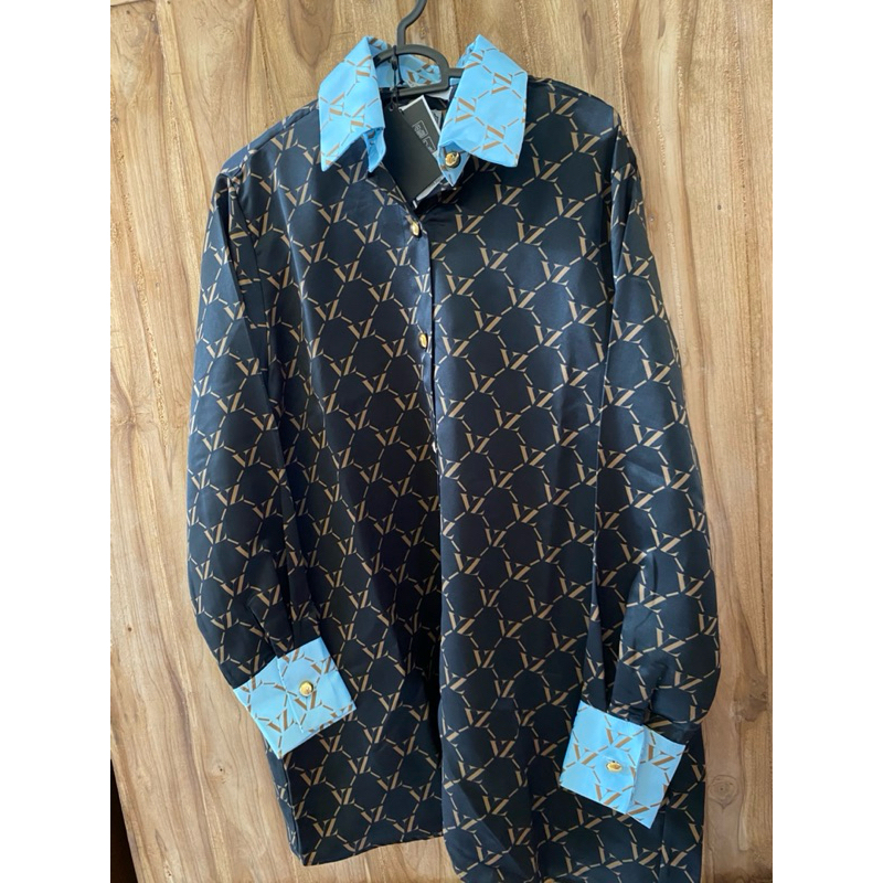VZ Monogram two tone shirt