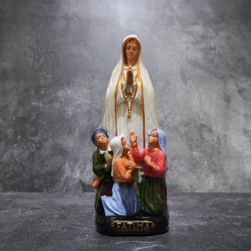 Patung Maria Fatima Anak