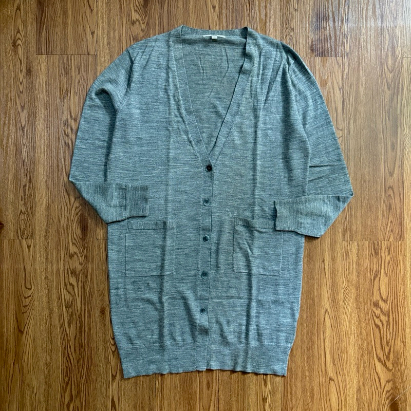 Long Cardigan Uniqlo, Cardigan Panjang Abu-Abu Original Uniqlo Preloved, Hijab Friendly