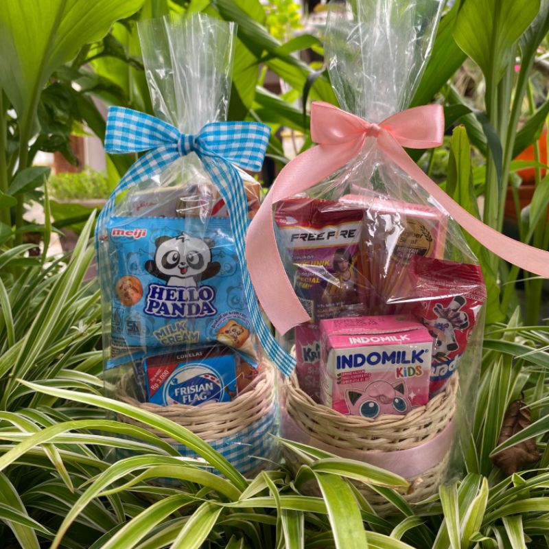 

MINI GIFT SNACK / VALENTINE / HAMPERS SNACK WISUDA / SNACK BOX