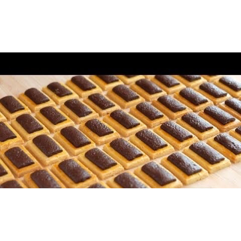 

Choco Stik Cookies Toples tabung 600ml