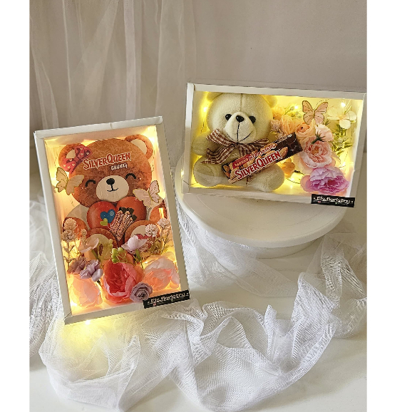 

GIFT BOX BEAR VALENTINE DAY / HAMPERS / COKLAT BERUANG / BEAR / SILVERQUEEN BEAR