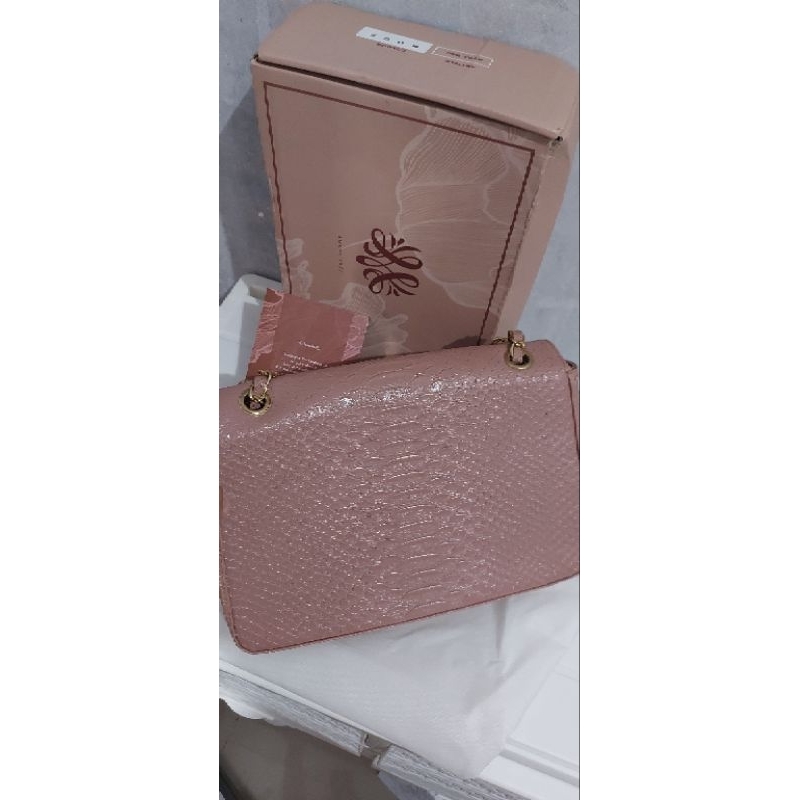 Preloved Kyra Bag Medium Nude by Heylocal / Kyra bag Local.id