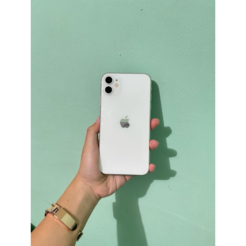 IPHONE 11 EX IBOX WHITE 128 GB SECOND BEKAS PEMAKAIAN PRIBADI