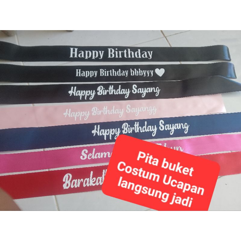 

pita buket dengan ucapan bisa cortum nama | pita satin ucapan | pita buket selempang buket selempang buket wisuda pita ucapan costum